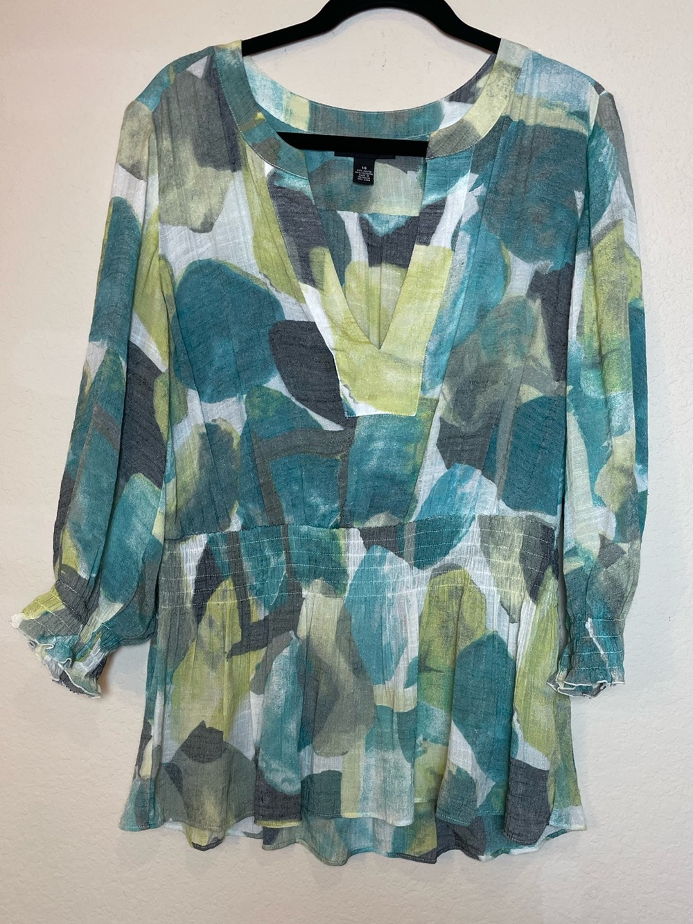 Elegant Teal, Lime & Gray Abstract Print V-Neck Blouse